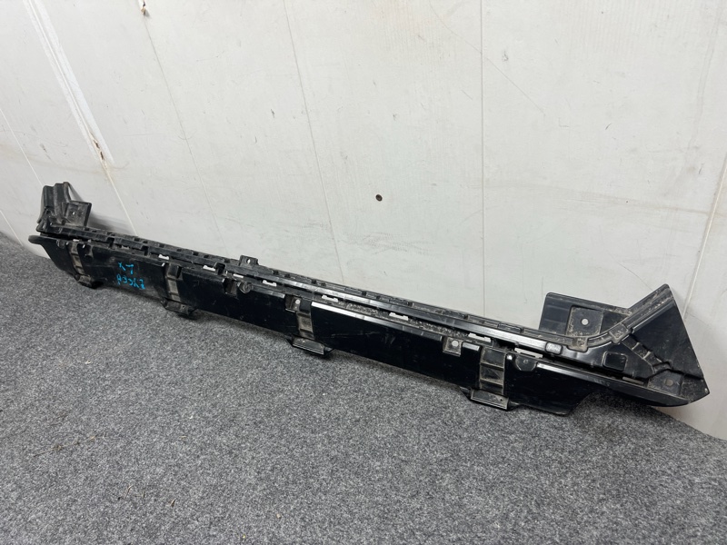 Кронштейн, 1000 рублей, Кузнецово