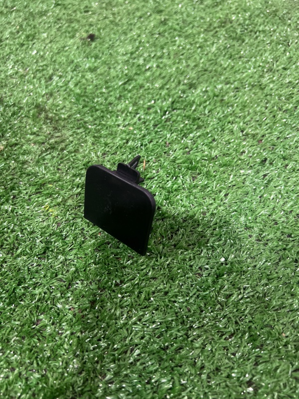 Заглушка буксировочного крюка, 700 рублей, Красноярск