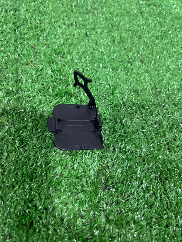 Заглушка буксировочного крюка, 700 рублей, Красноярск