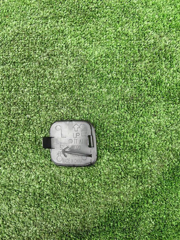 Заглушка буксировочного крюка, 500 рублей, Красноярск