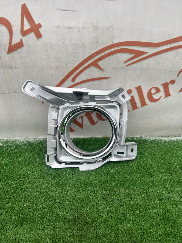 Накладка противотуманной фары, 1500 рублей, Красноярск