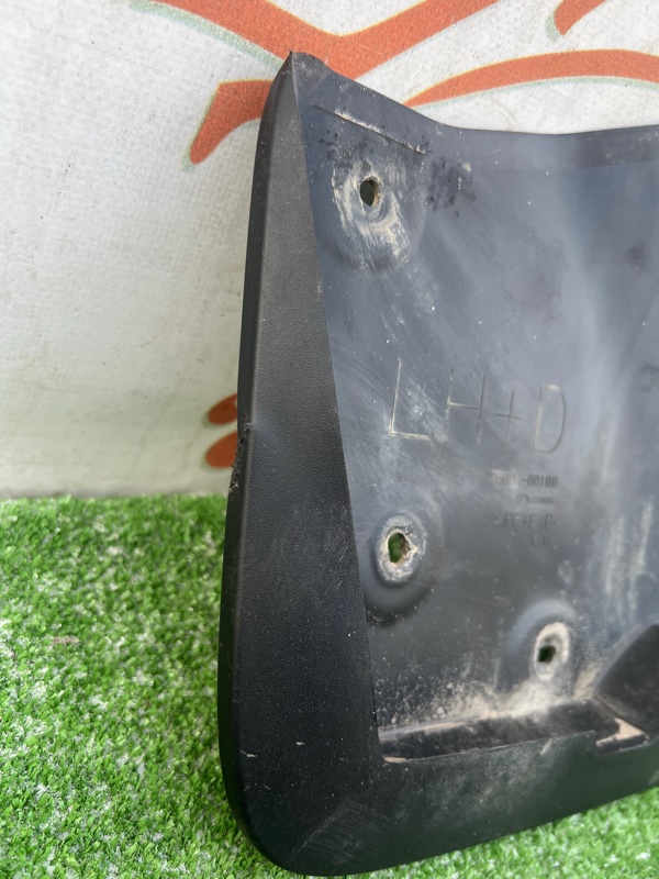 Брызговик, 600 рублей, Красноярск