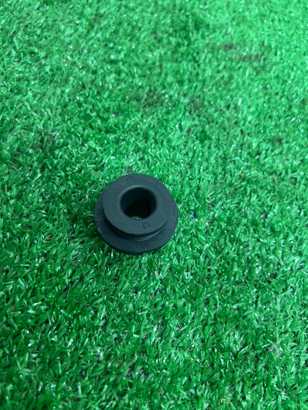 Втулка резиновая крепления радиатора, 300 рублей, Красноярск