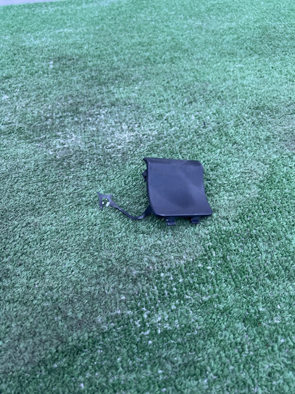 Заглушка буксировочного крюка, 2000 рублей, Красноярск