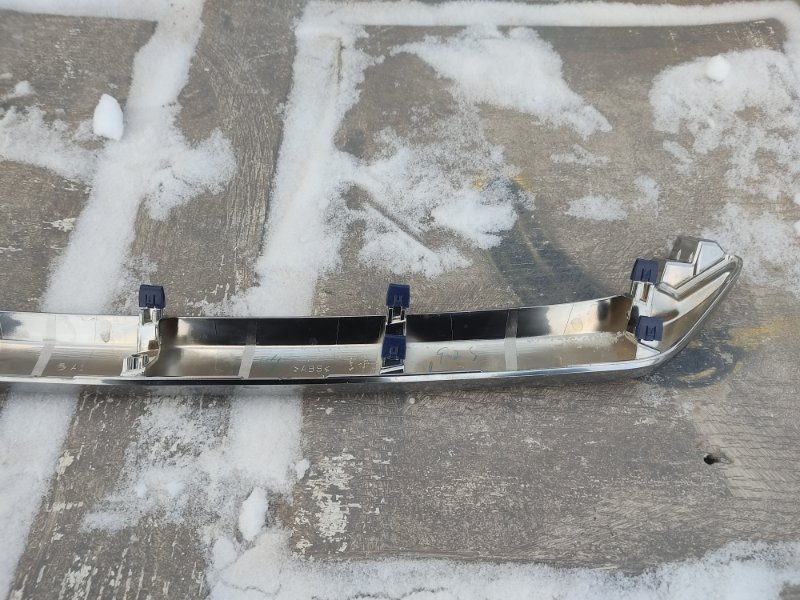 Молдинг решетки радиатора, 5000 рублей, Кузнецово