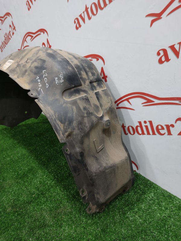 Подкрылок, 1000 рублей, Красноярск