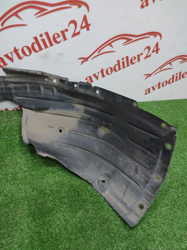 Подкрылок, 2000 рублей, Красноярск