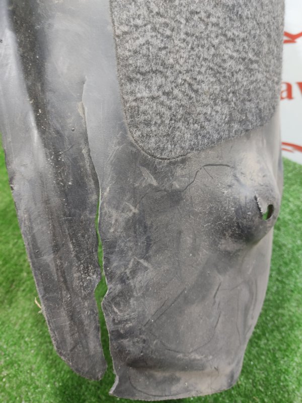 Подкрылок, 500 рублей, Красноярск