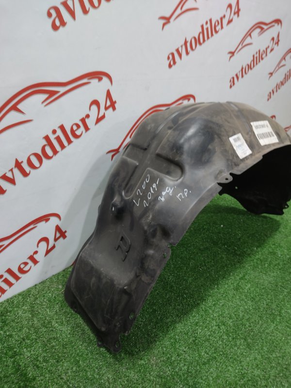 Подкрылок, 1000 рублей, Красноярск