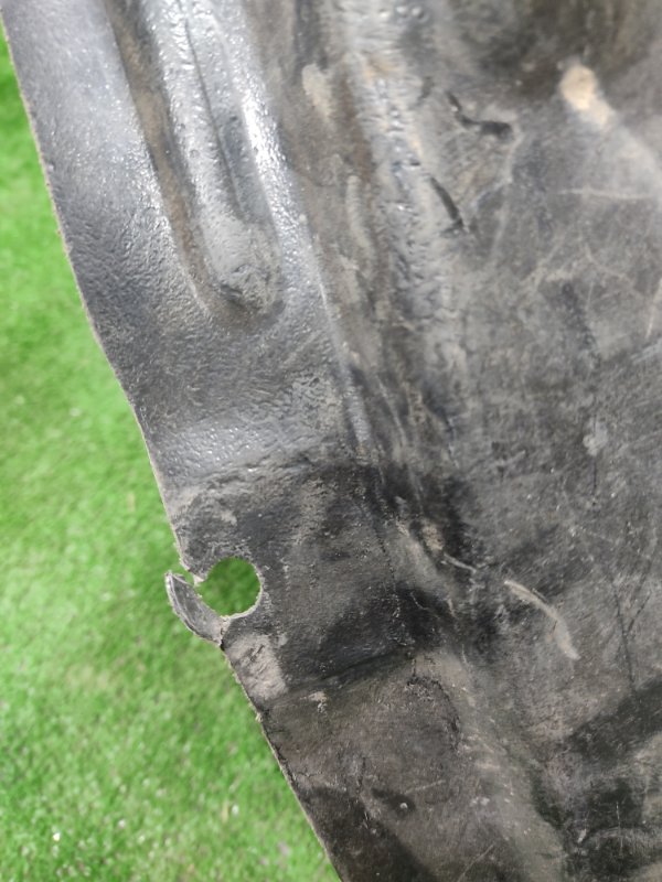 Подкрылок, 3000 рублей, Красноярск