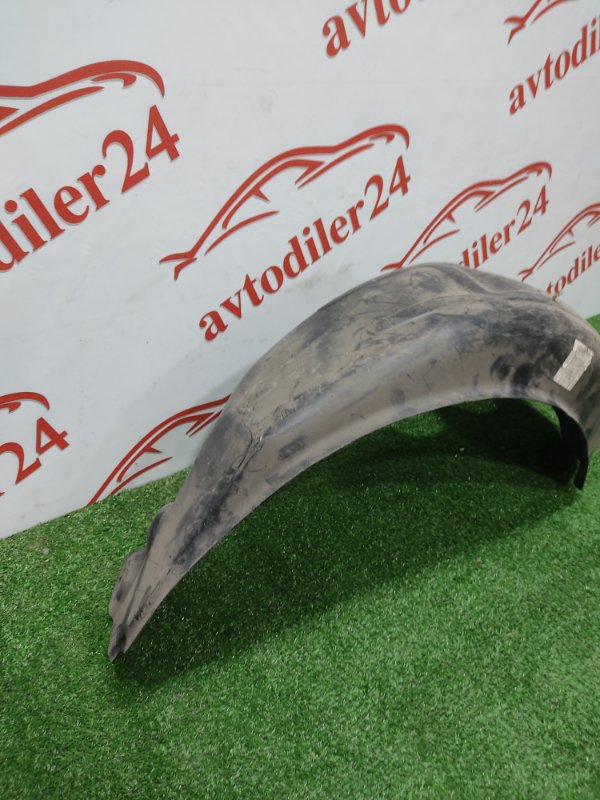 Подкрылок, 1000 рублей, Красноярск