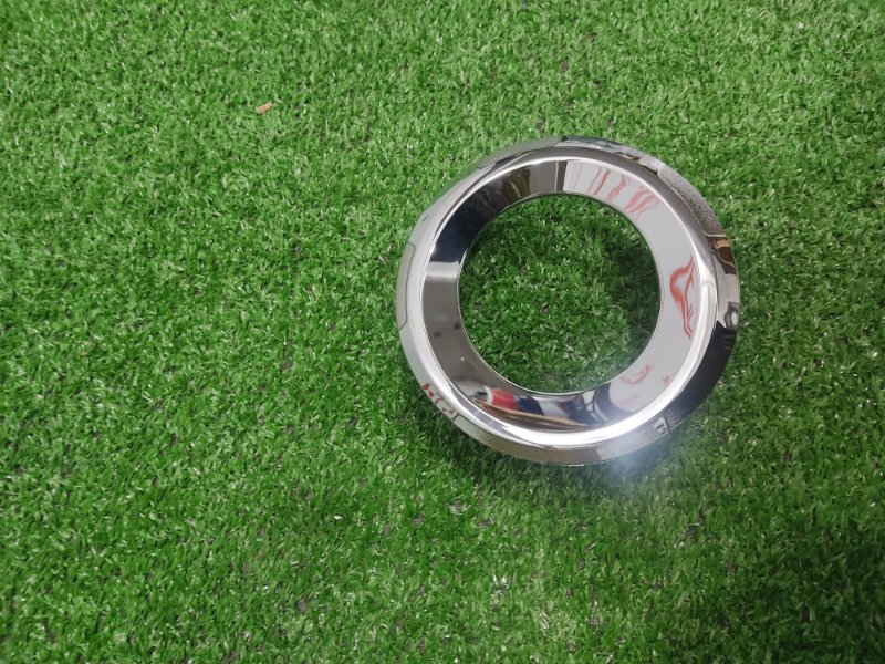 Накладка противотуманной фары, 1000 рублей, Красноярск