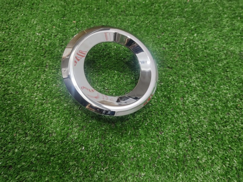 Накладка противотуманной фары, 1000 рублей, Красноярск