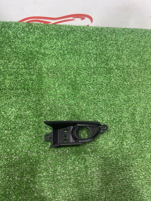 Накладка противотуманной фары, 500 рублей, Красноярск