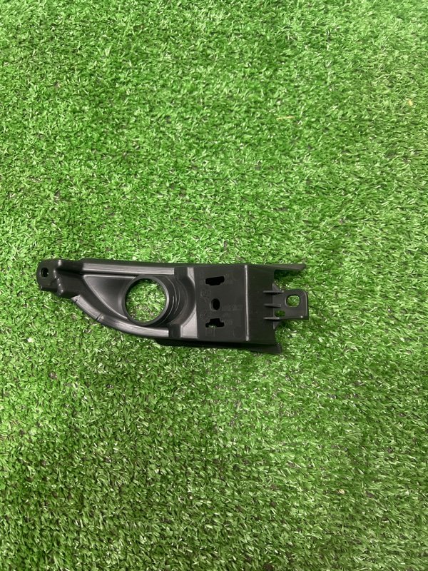 Накладка противотуманной фары, 500 рублей, Красноярск