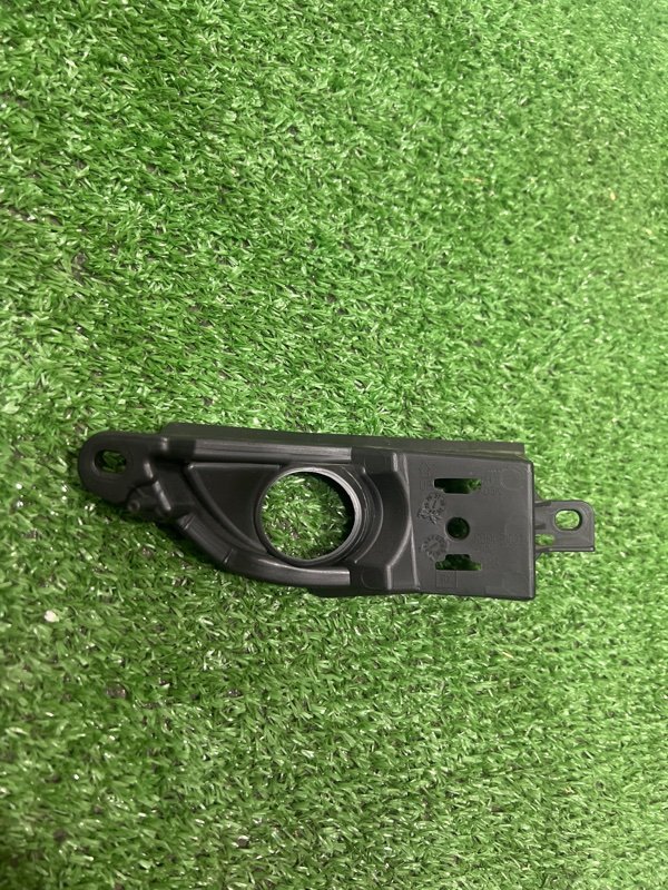 Накладка противотуманной фары, 500 рублей, Красноярск