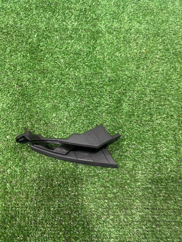 Накладка противотуманной фары, 500 рублей, Красноярск