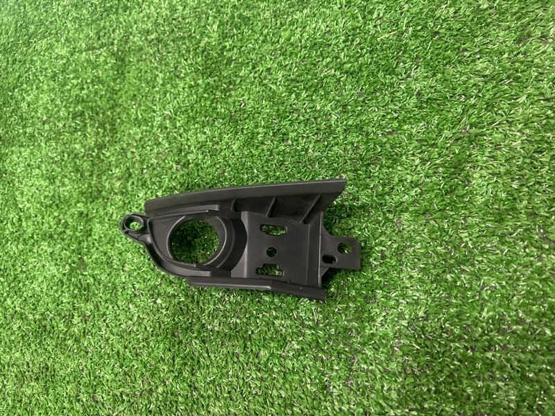 Накладка противотуманной фары, 500 рублей, Красноярск