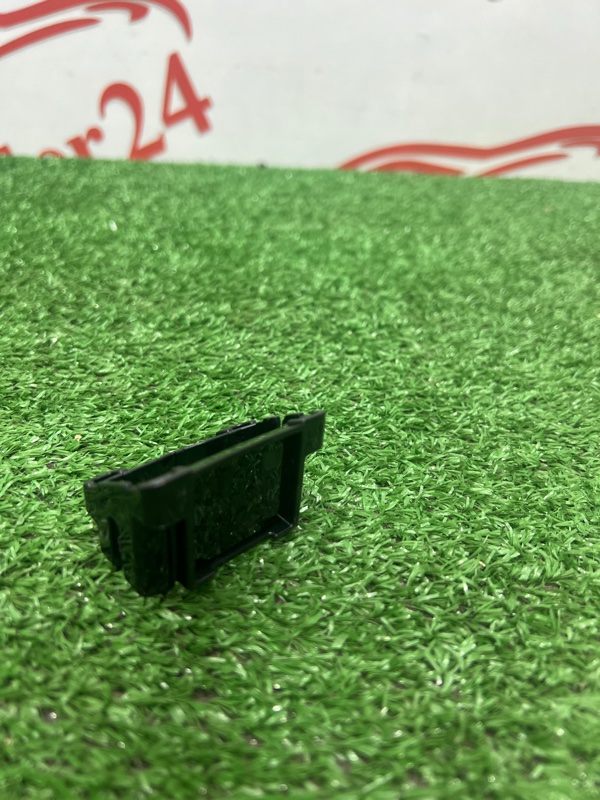 Крепление форсунки омывателя, 450 рублей, Красноярск