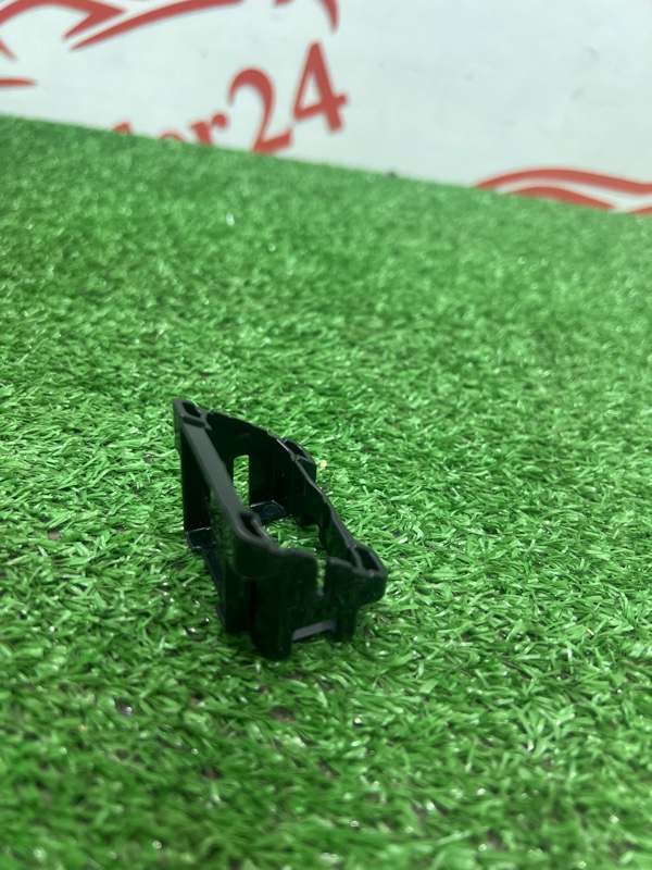 Крепление форсунки омывателя, 450 рублей, Красноярск