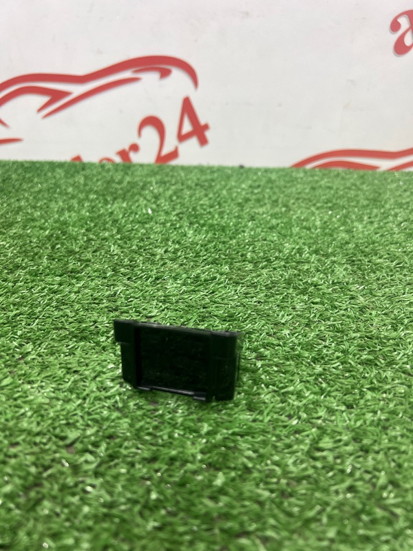 Крепление форсунки омывателя, 450 рублей, Красноярск