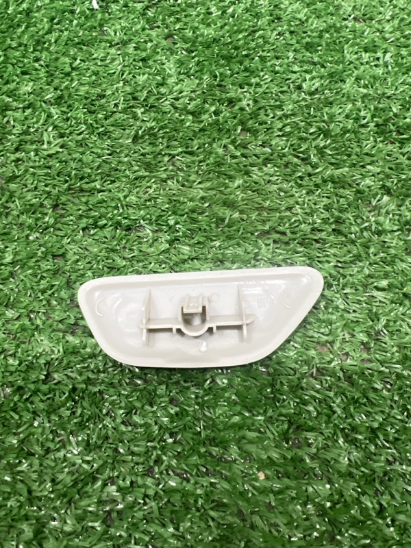 Крышка форсунки омывателя фар, 1000 рублей, Красноярск