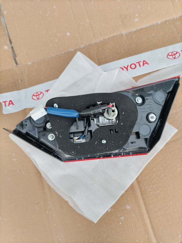 Фонарь в крышку багажника, 11500 рублей, Кузнецово