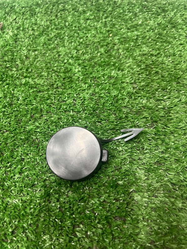 Заглушка буксировочного крюка, 250 рублей, Красноярск