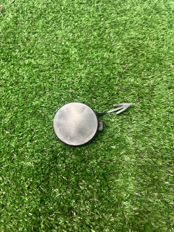 Заглушка буксировочного крюка, 250 рублей, Красноярск