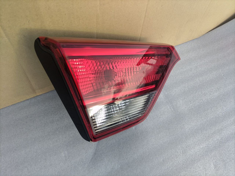 Фонарь в крышку багажника, 5000 рублей, Кузнецово