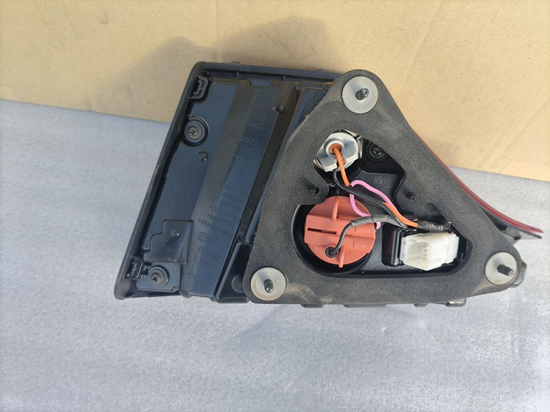 Фонарь в крышку багажника, 5000 рублей, Кузнецово