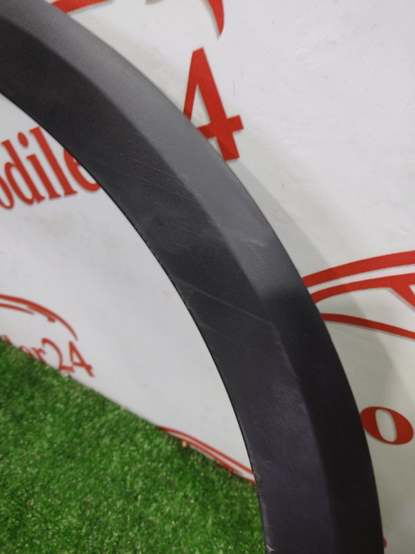 Накладка крыла, 1000 рублей, Красноярск