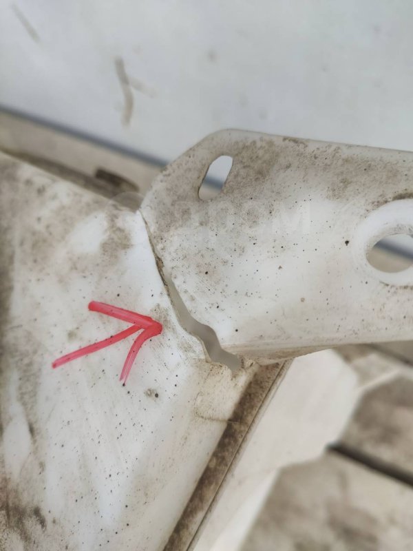 бачок омывателя, 1000 рублей, Красноярск