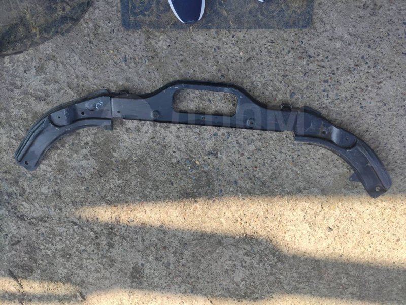 Верхняя часть рамки радиатора, 2000 рублей, Красноярск