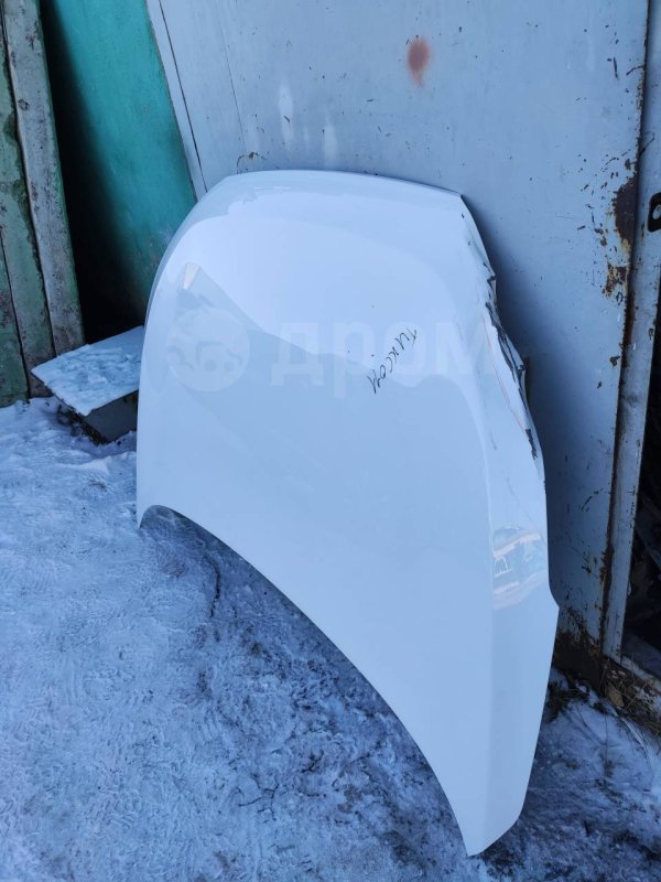 Капот, 5000 рублей, Красноярск