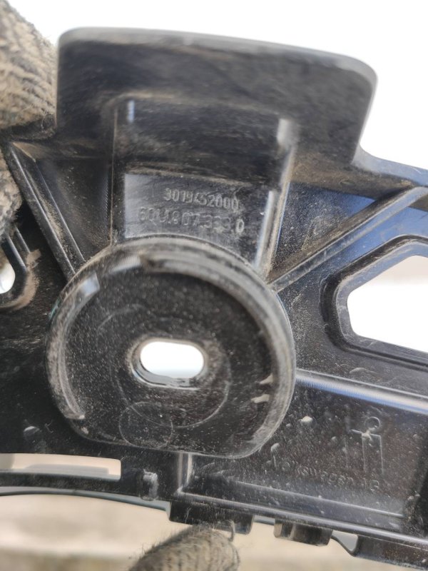 Крепление бампера, 500 рублей, Красноярск