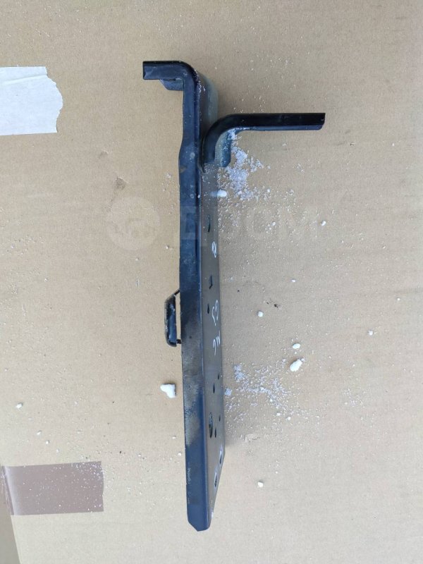 Кронштейн, 2000 рублей, Красноярск