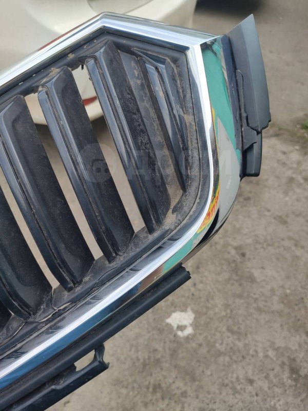 Молдинг решетки радиатора, 2000 рублей, Красноярск