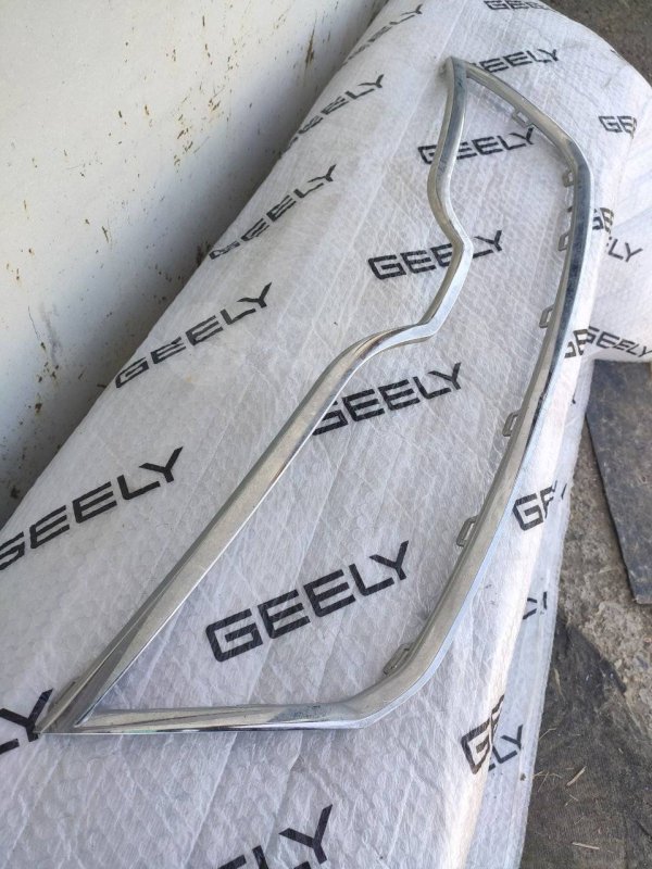 Молдинг решетки радиатора, 1000 рублей, Красноярск