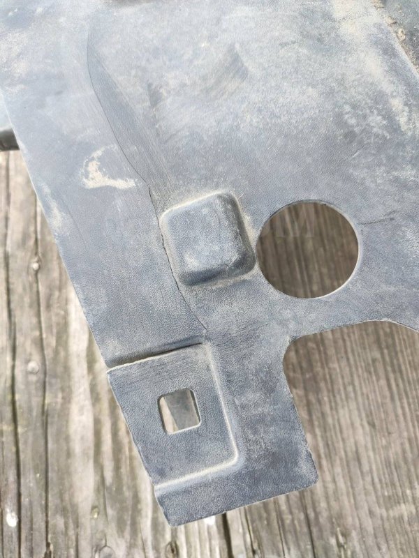 Накладка замка капота, 1500 рублей, Красноярск