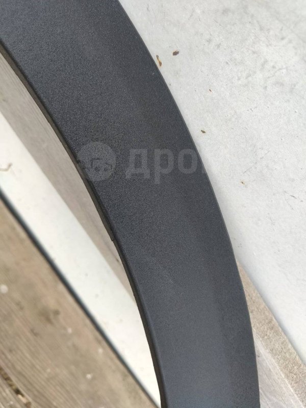 Накладка крыла, 1000 рублей, Красноярск