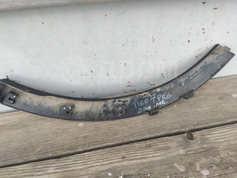 Накладка крыла, 1000 рублей, Красноярск