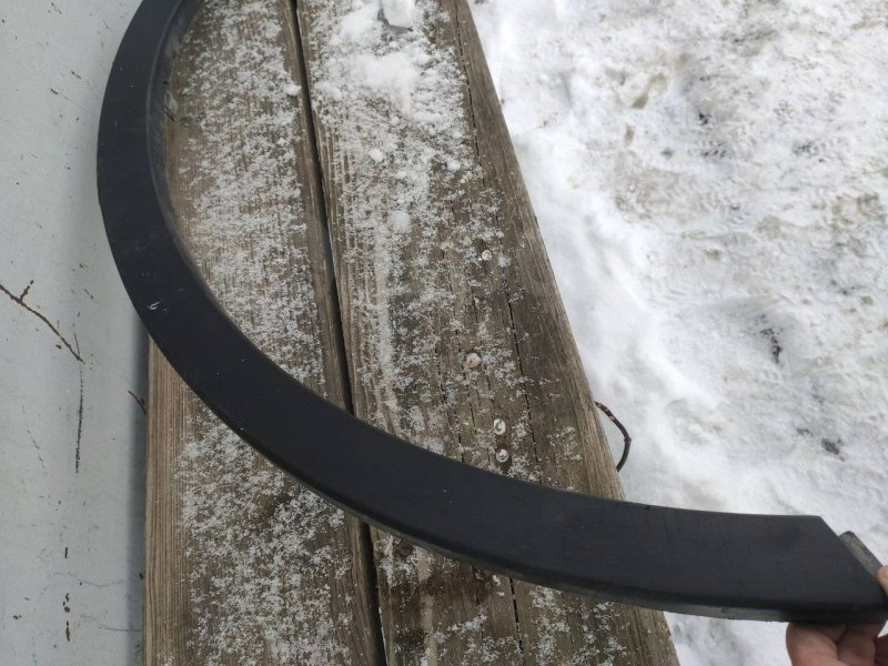 Накладка крыла, 1000 рублей, Красноярск