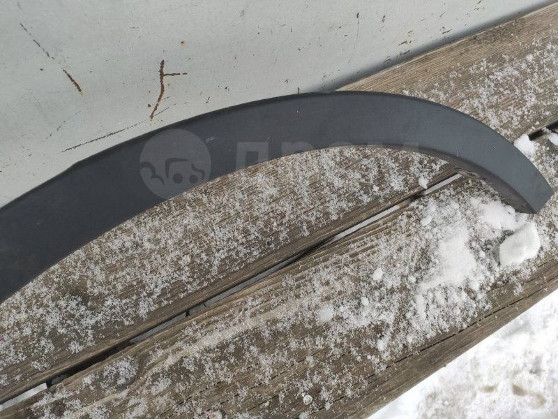 Накладка крыла, 1000 рублей, Красноярск