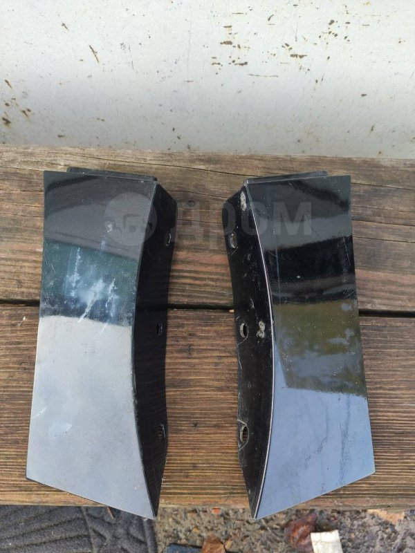 Накладка крыла, 500 рублей, Красноярск