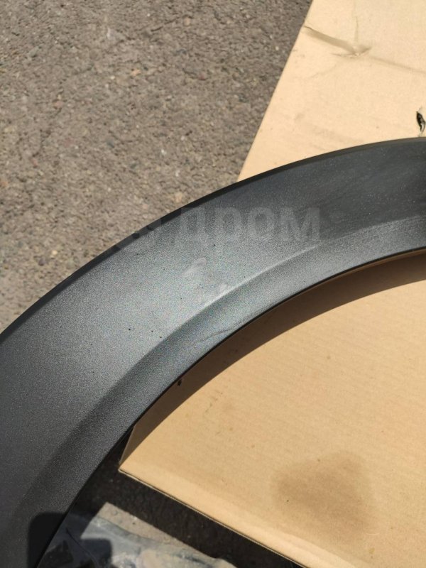 Накладка крыла, 2000 рублей, Красноярск