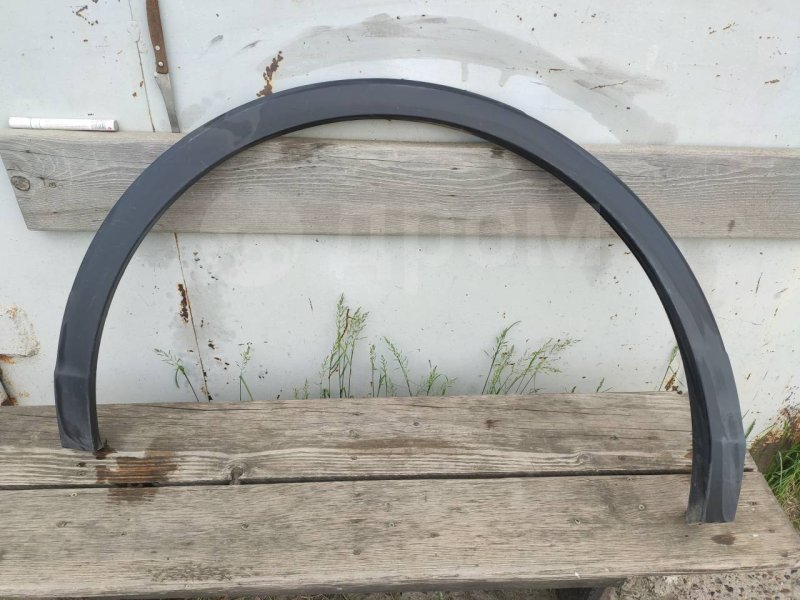 Накладка крыла, 2000 рублей, Красноярск