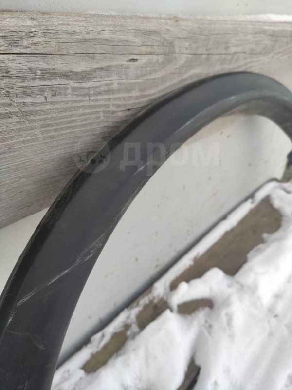 Накладка крыла, 1000 рублей, Красноярск