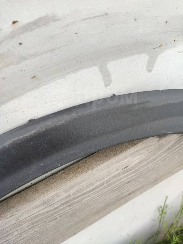 Накладка крыла, 2000 рублей, Красноярск