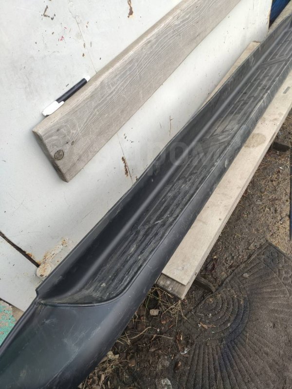 Накладка подножки, 2000 рублей, Красноярск